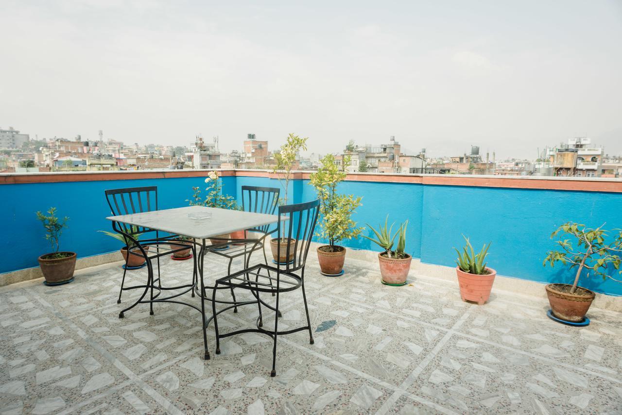 Famous House Kathmandu Catmandu Exterior foto