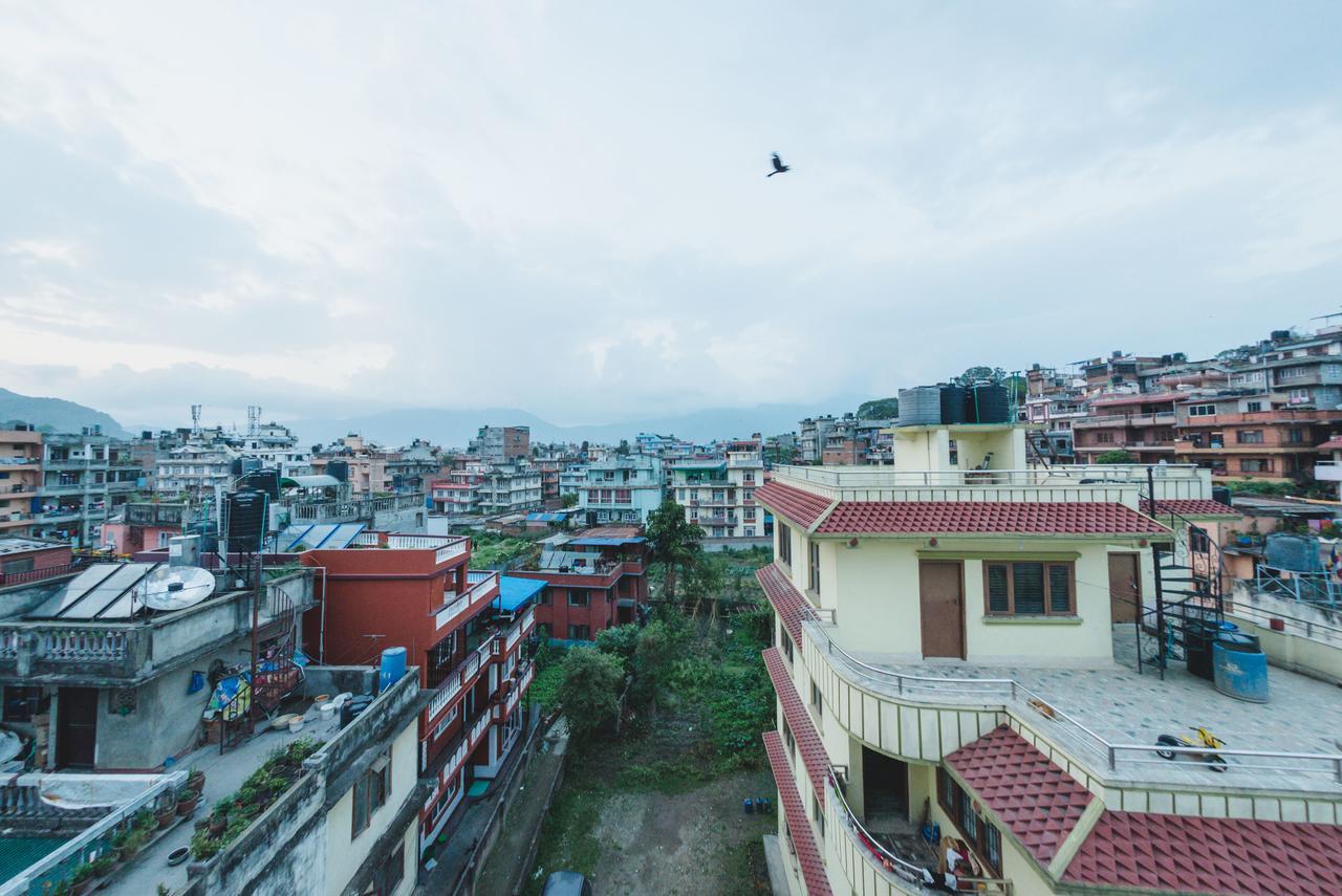 Famous House Kathmandu Catmandu Exterior foto